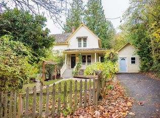 831 SW Taylors Ferry Rd, Portland, OR 97219