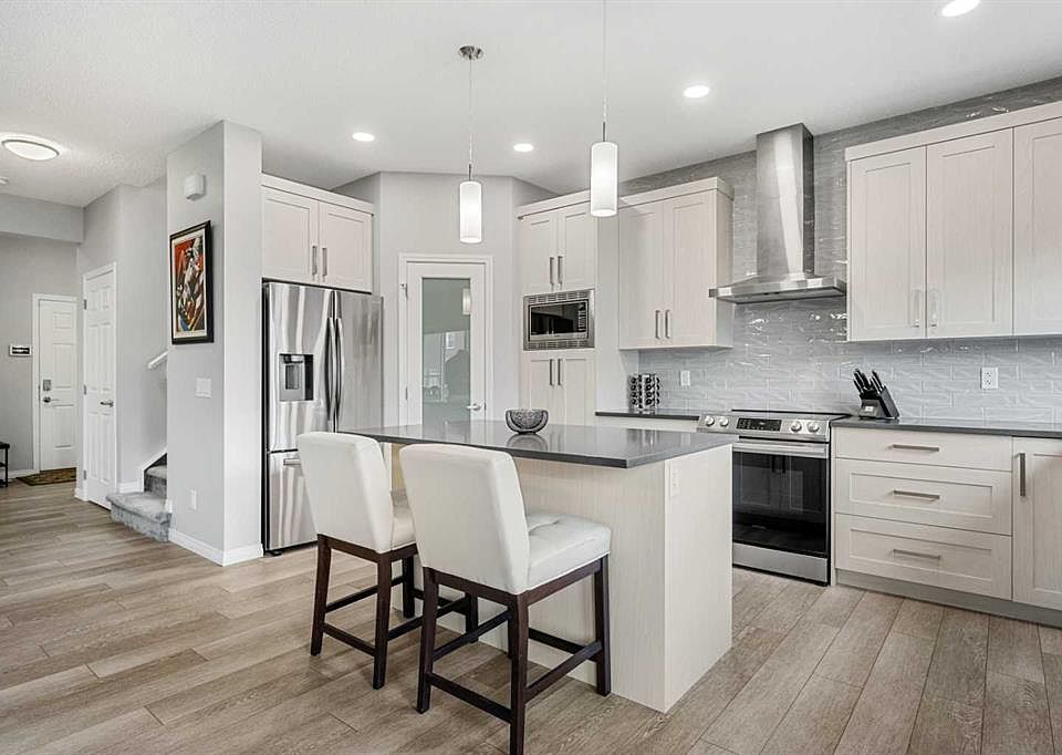 1st image of 1020 Chinook Gate Heath SW