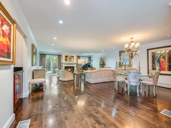 439 Dedham St #C, Newton, MA 02459