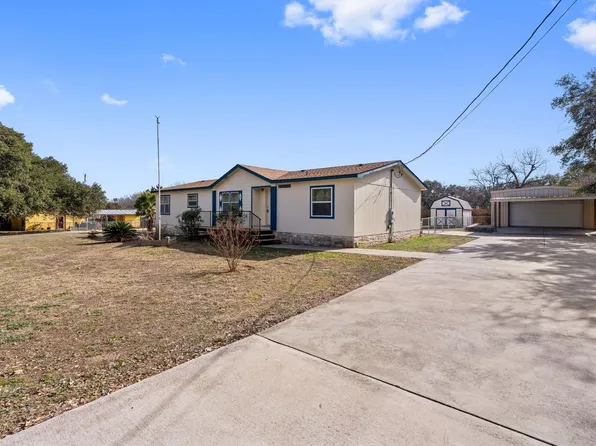 502 E Pecan Drive, Johnson City, TX 78636