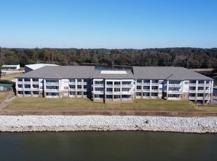 6122 Bay Village Dr APT 107, Athens, AL 35611