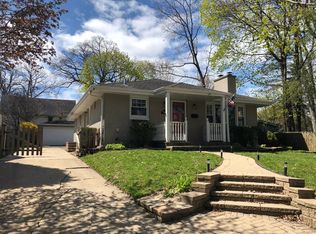 115 E Washington Ave, Lake Bluff, IL