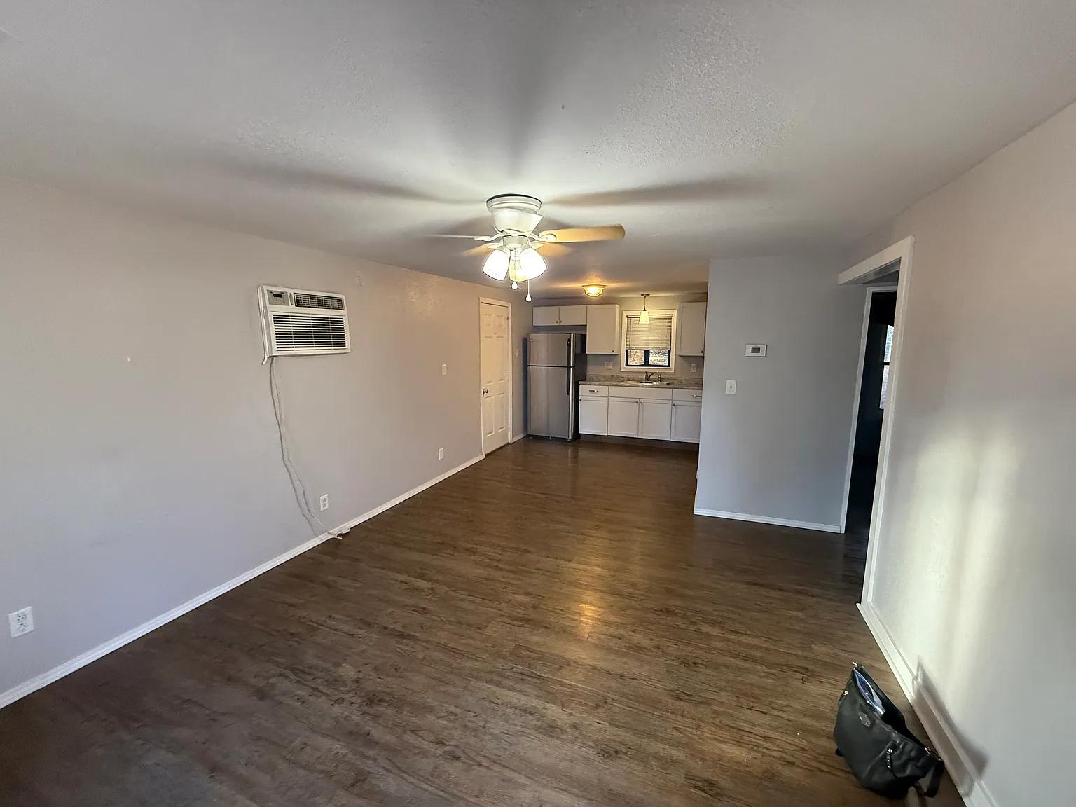 2 bed, $850 — Photo 1