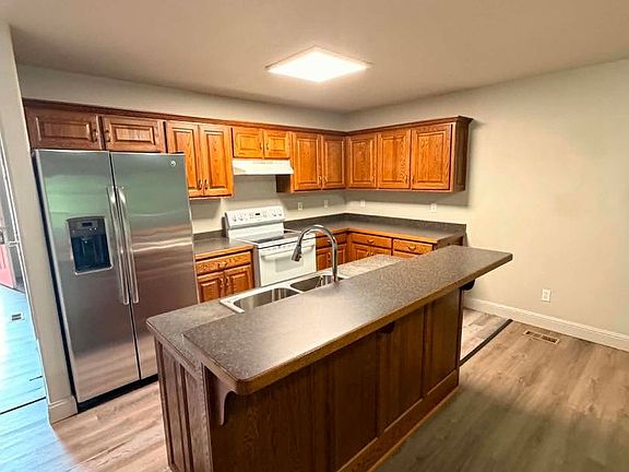 3rd image of 307-309 Florida Ave