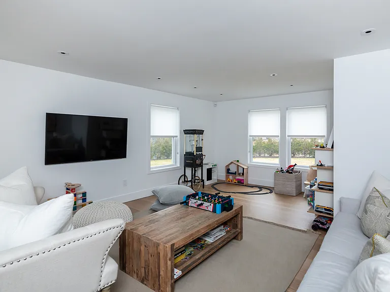 69 Whalebone Landing Rd — Photo 8