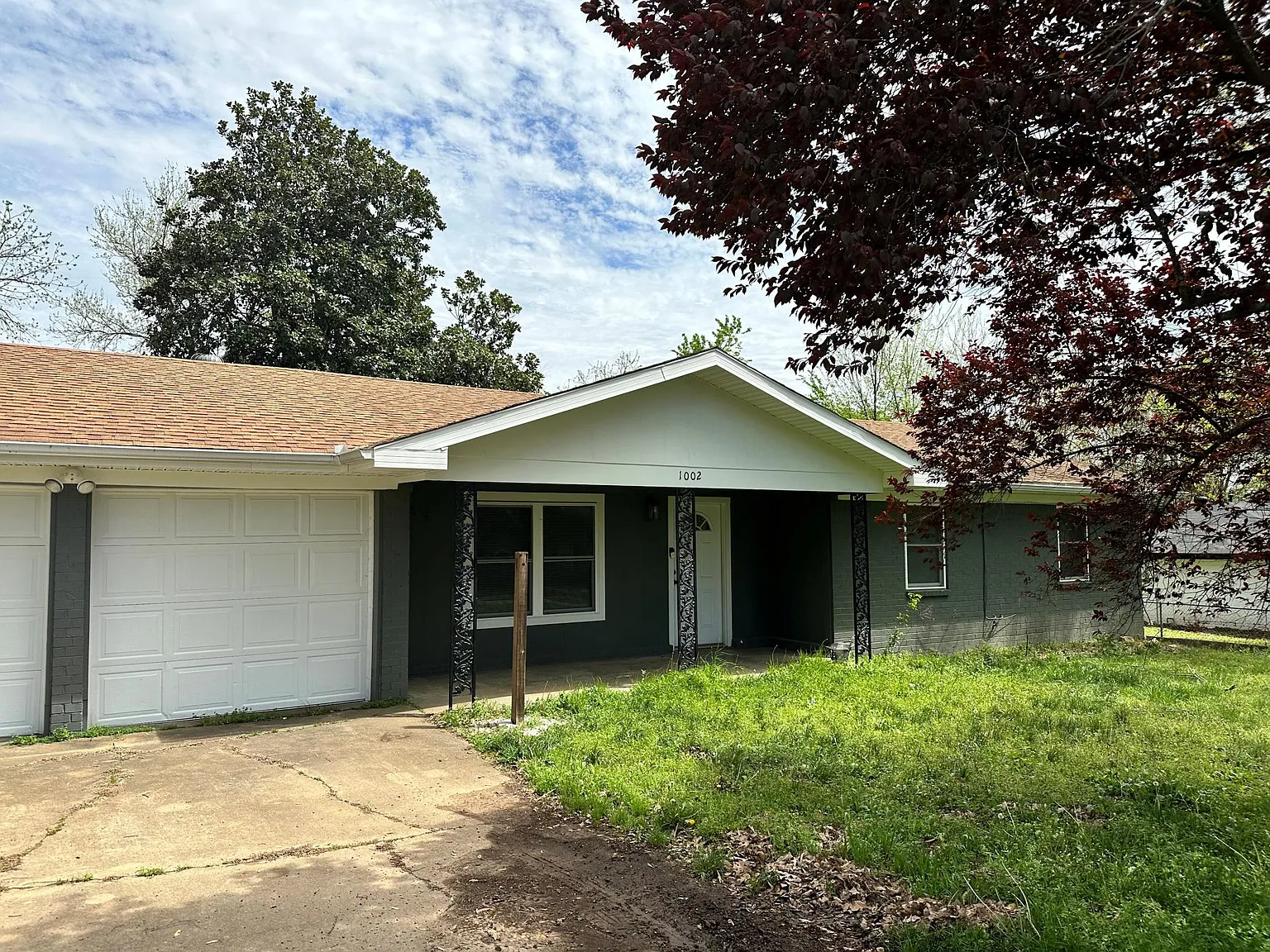 1002 5th Ter — Photo 1