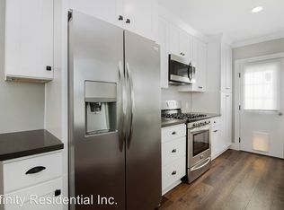 322 15th St, Seal Beach, CA 90740