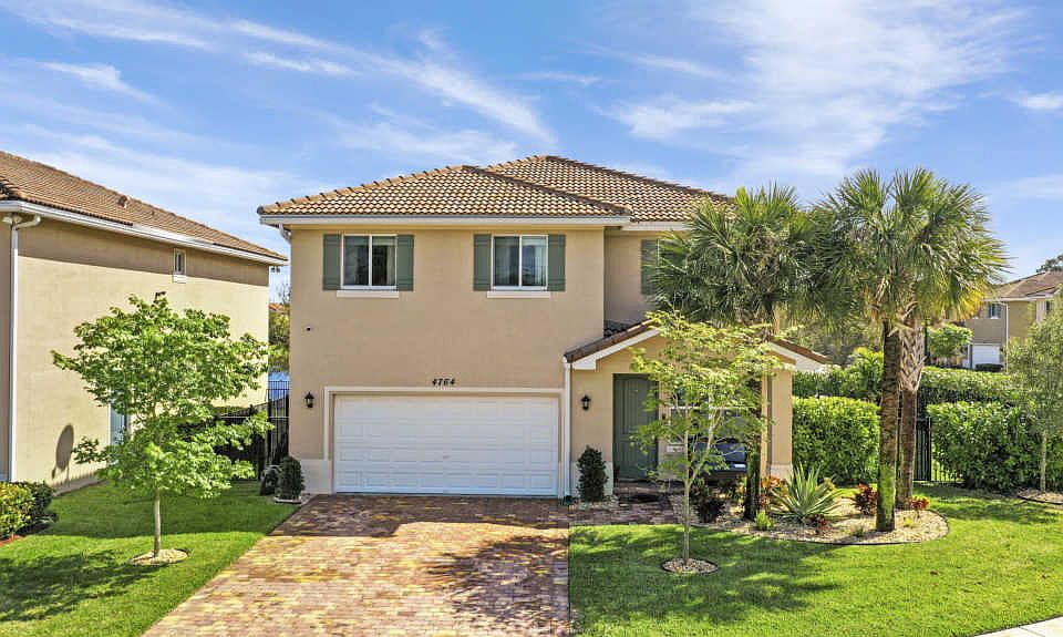 1st image of 4764 Foxtail Palm Ct