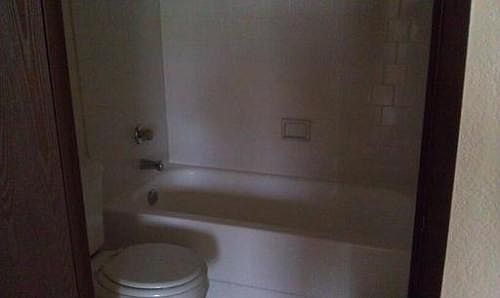 5th image of 1312 G St APT 7