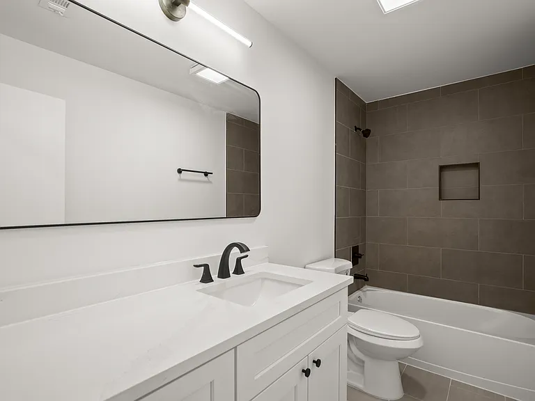 9006 Lodge Ct — Photo 11