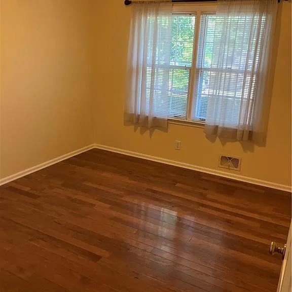 1193 Angelia Dr SW — Photo 20