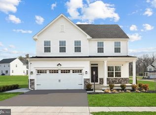 100 Trail Ct, York, PA