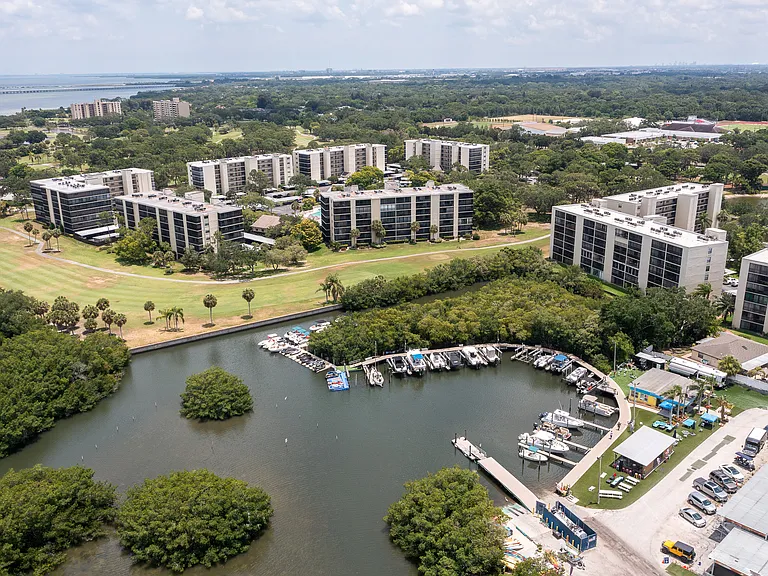 2700 Cove Cay Dr #4G — Photo 22