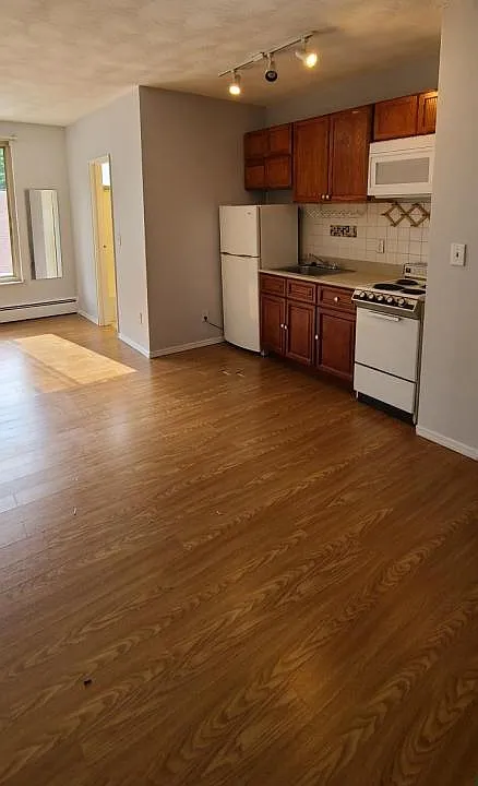 724 Delta Ave #16