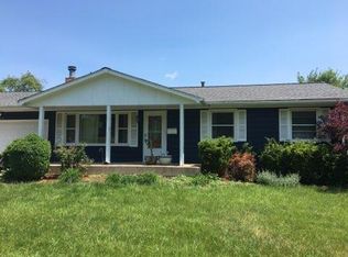 1324 Crown St, Montgomery, IL 60538