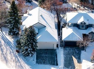 78 N McKenzie Lake Pl SE, Calgary, AB T2Z 2T5