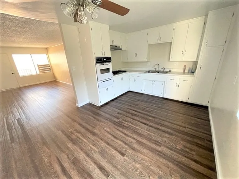 9830 Ramona St — Photo 5