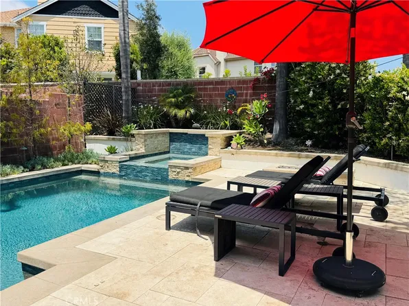 5 Baudin Cir, Mission Viejo, CA 92694