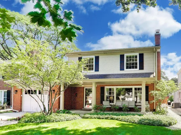 441 S Belmont Ave, Arlington Heights, IL 60005