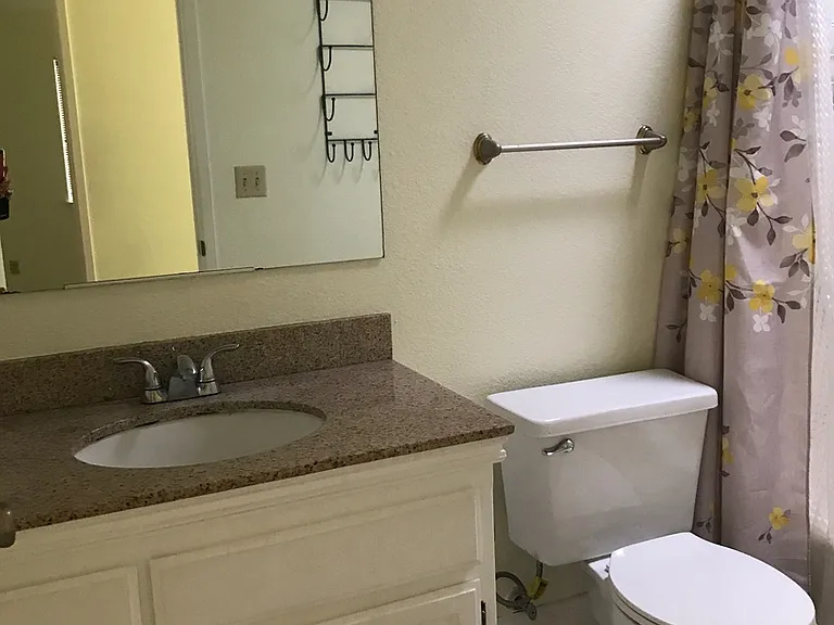 1653 Kildare Dr — Photo 7