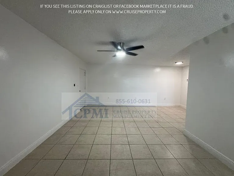 Casa Linda Apartments-3300 S Dixie Hwy — Photo 13