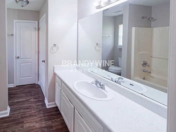 406 Sunny Field Ct — Photo 13