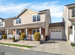 2008 W Union St, Chester, PA 19013