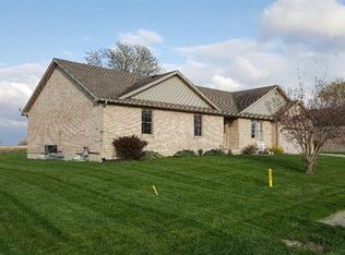 3251 Sioux Dr, Piqua, OH 45356