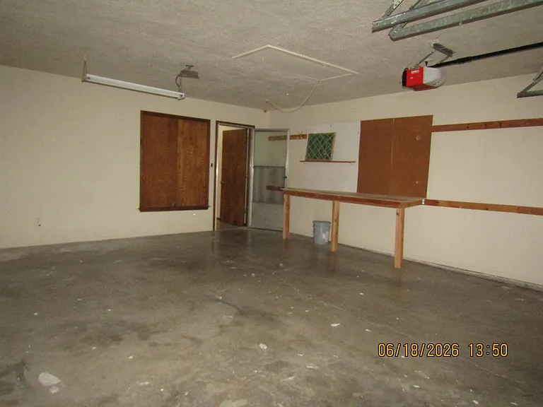 7505 NW Welco Ave — Photo 5