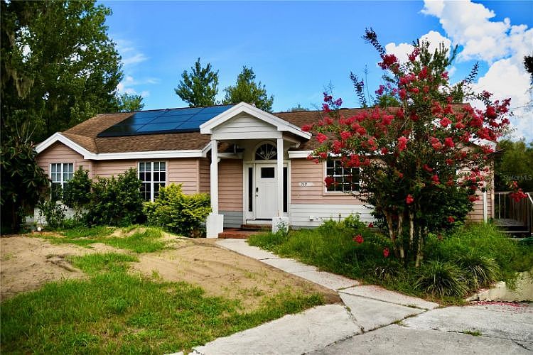 1st image of 289 E Long Creek Cv