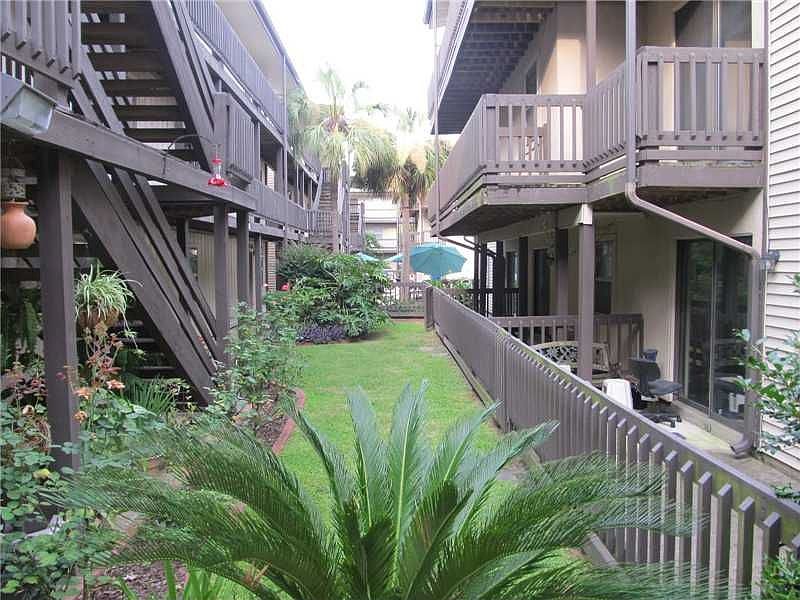 1st image of 2301 Edenborn Ave APT 405
