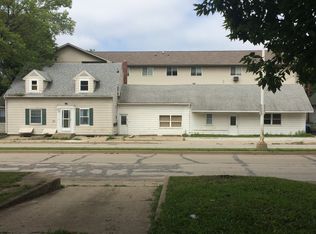 201 N Lincoln Ave, Urbana, IL 61801