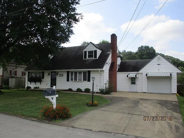 1st image of 133 E Thistle Dr