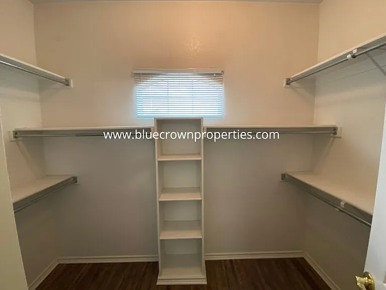 1829 Carver Dr — Photo 9