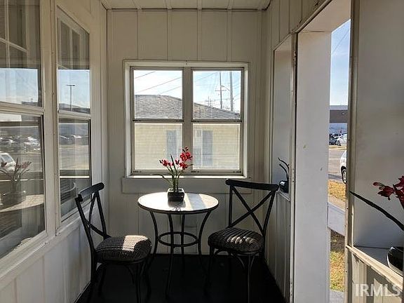 3rd image of 620 Dubois St