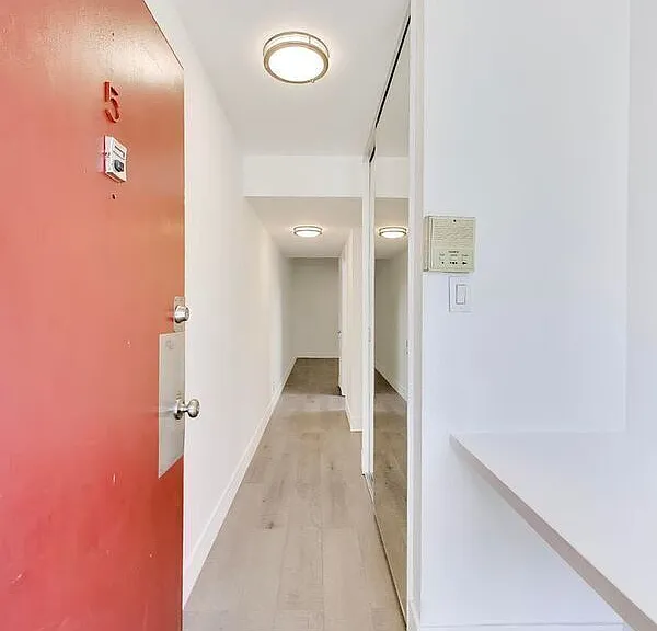 319 Poplar Ave #5 — Photo 15