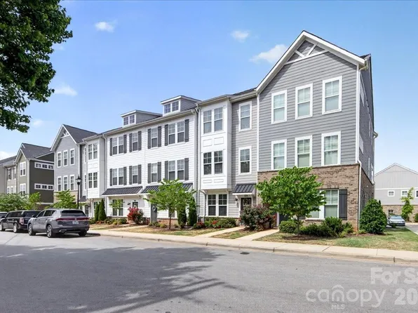334 Armour St, Davidson, NC 28036