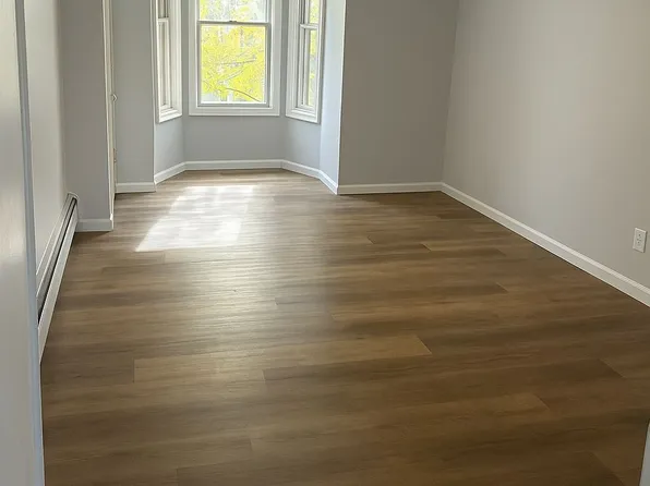 321 Elizabeth St Floor 1, Orange, NJ 07050