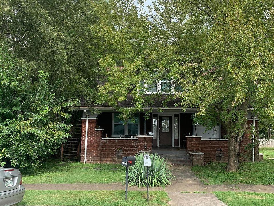 1st image of 2423 Parkview Ave