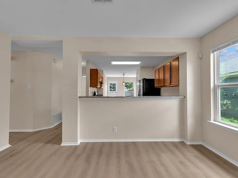 111 David Dr — Photo 8
