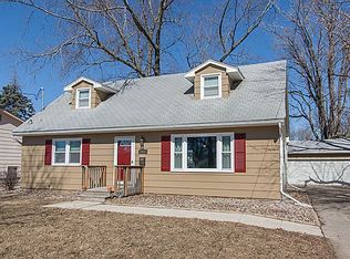 3833 Lindlavista Way, Des Moines, IA 50310