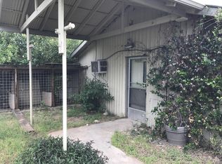 1115 NW River Rd, Martindale, TX 78655