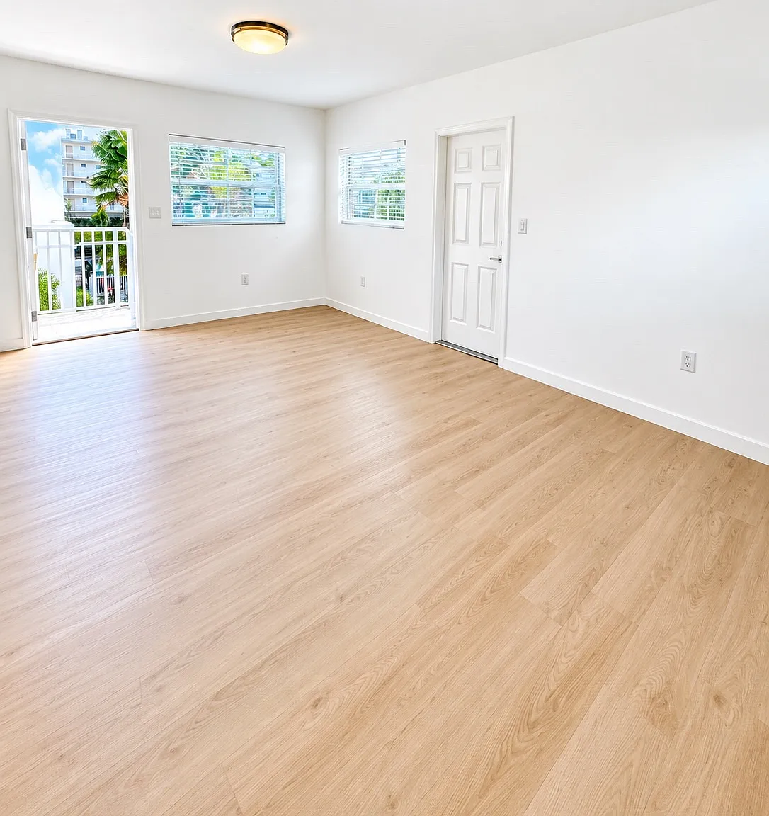 1 bed, 560 sqft, $2,300 — Photo 3