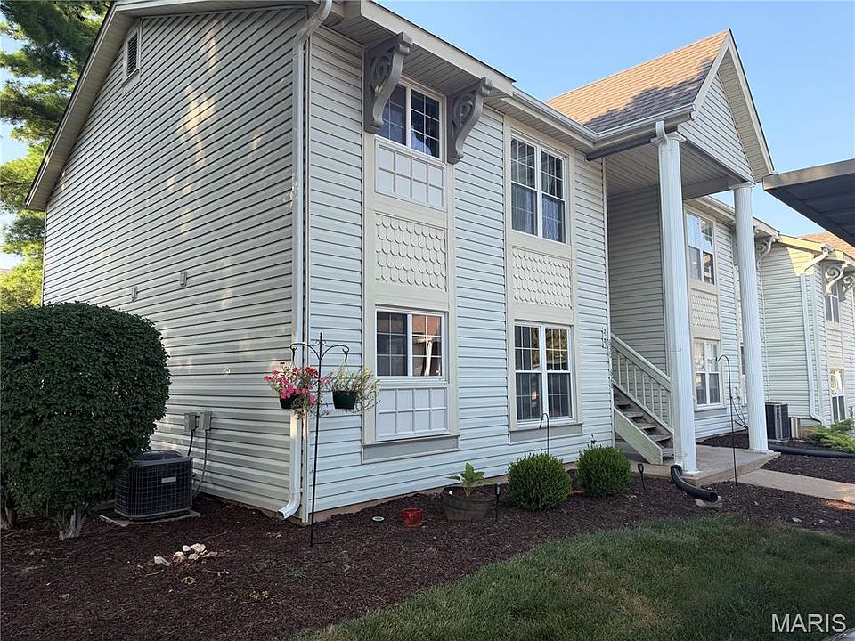 1st image of 628 Sugar Trail Ct #1