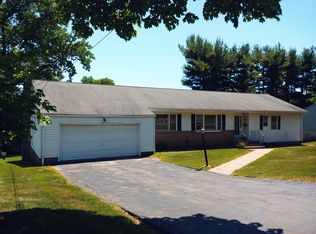 70 Kirkwood Rd, West Hartford, CT 06117