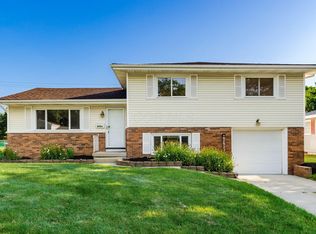 6700 Rocky Den Rd, Reynoldsburg, OH 43068