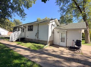 30521 79th Pl, Salem, WI 53168