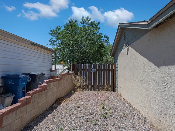 5th image of 2513 Parsifal St NE