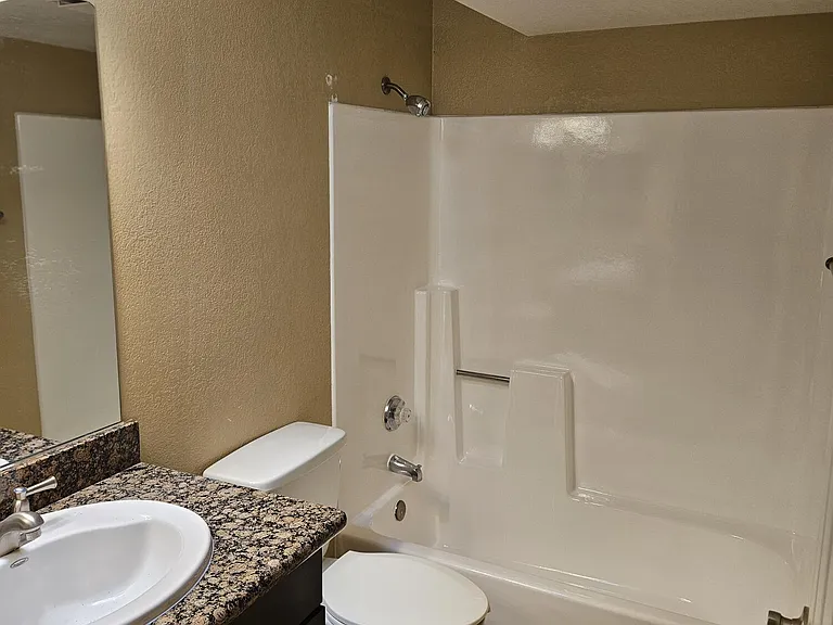 835 N Granite Reef Rd #6 — Photo 16