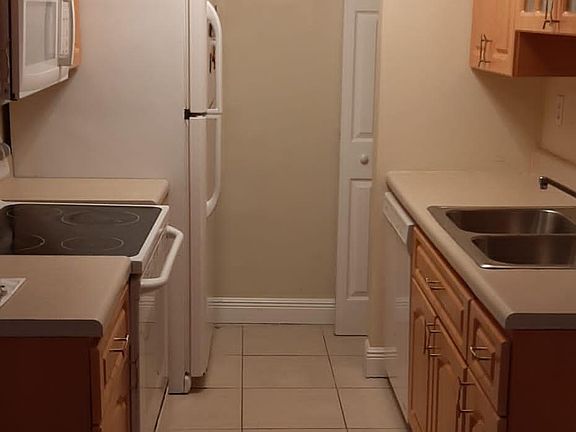 4th image of 8811 SW 123rd Ct APT 202